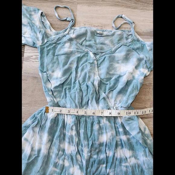 Mudd Romper Extra Small Blue V Neck Shorts Cold Shoulder Tie Dye - Picture 5 of 8